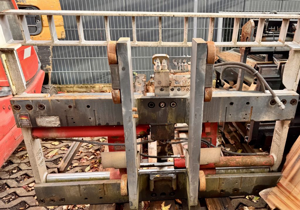 Durwen-ZVl 45 G-Zinkenverstellger�t-www.gabelstapler-schmidt.de