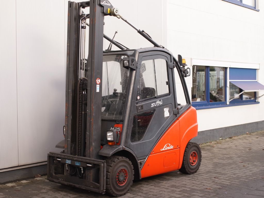 Linde-H25D-Dieselstapler-www.gabelstapler-schmidt.de
