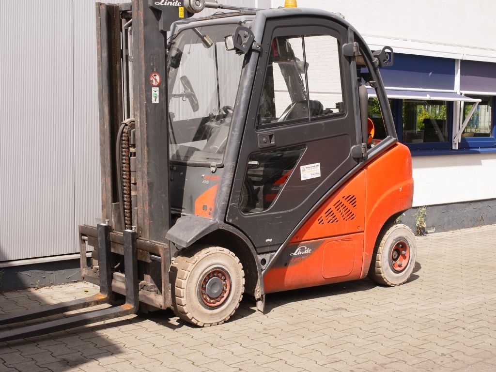 Linde-H 25T-LPG Forklifts-www.gabelstapler-schmidt.de