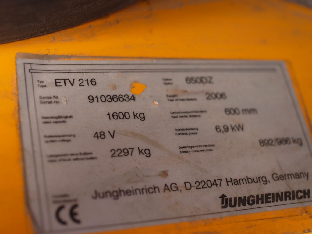 Jungheinrich-ETV 216-Schubmaststapler-www.gabelstapler-schmidt.de