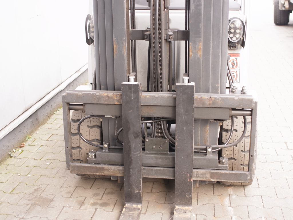 Still-RX 70-30T-Treibgasstapler-www.gabelstapler-schmidt.de