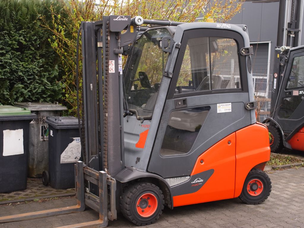 Linde-H20T01-Treibgasstapler-www.gabelstapler-schmidt.de