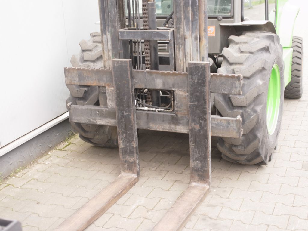 Ausa-C250H-Gelndestapler-www.gabelstapler-schmidt.de