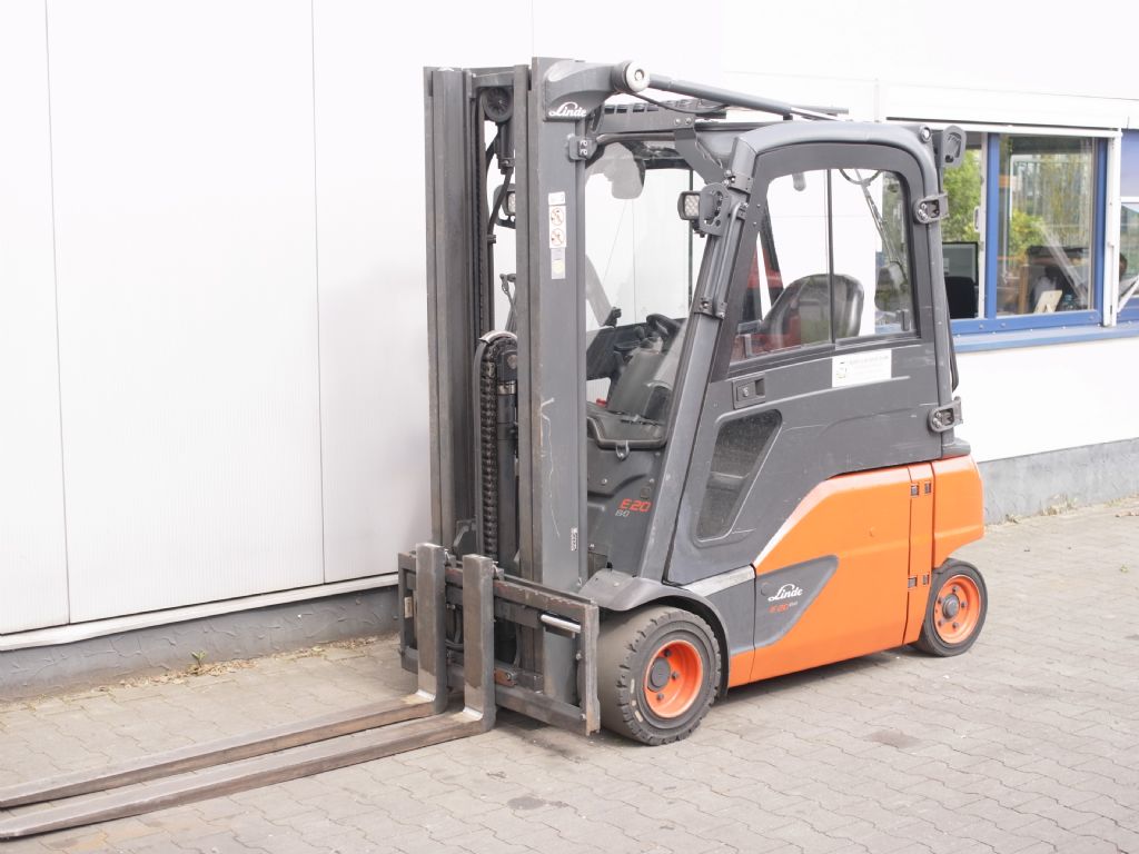 Linde-E20PL -02 EVO-Elektro 4 Rad-Stapler-www.gabelstapler-schmidt.de