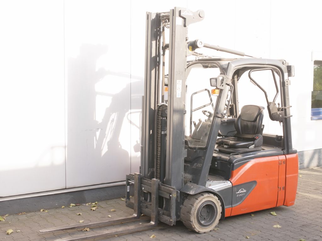 Linde-E20L-02 EVO-Elektro 3 Rad-Stapler-www.gabelstapler-schmidt.de