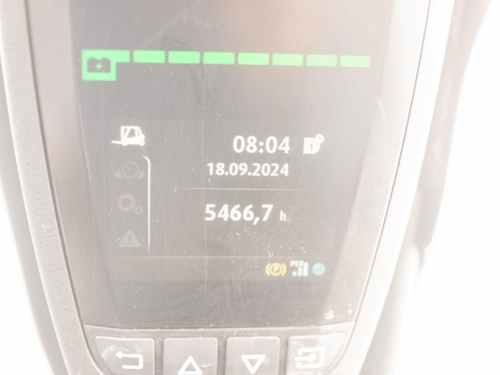 Linde-E20L-02 EVO-Elektro 3 Rad-Stapler-www.gabelstapler-schmidt.de