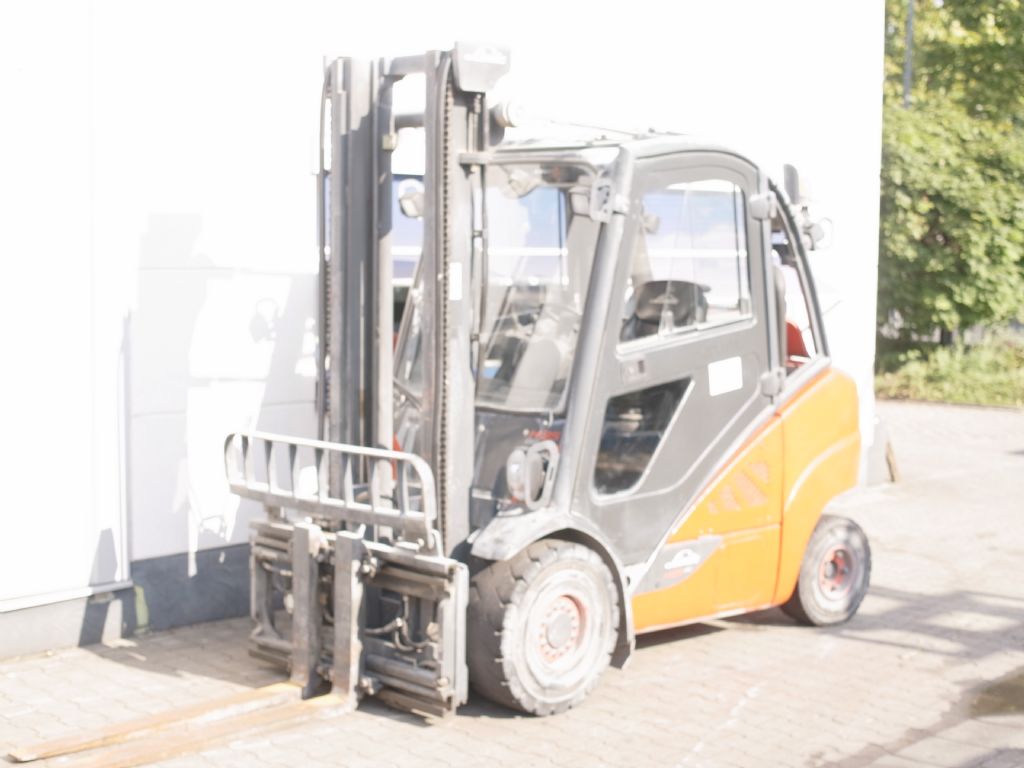 Linde-H 35T-Treibgasstapler-www.gabelstapler-schmidt.de
