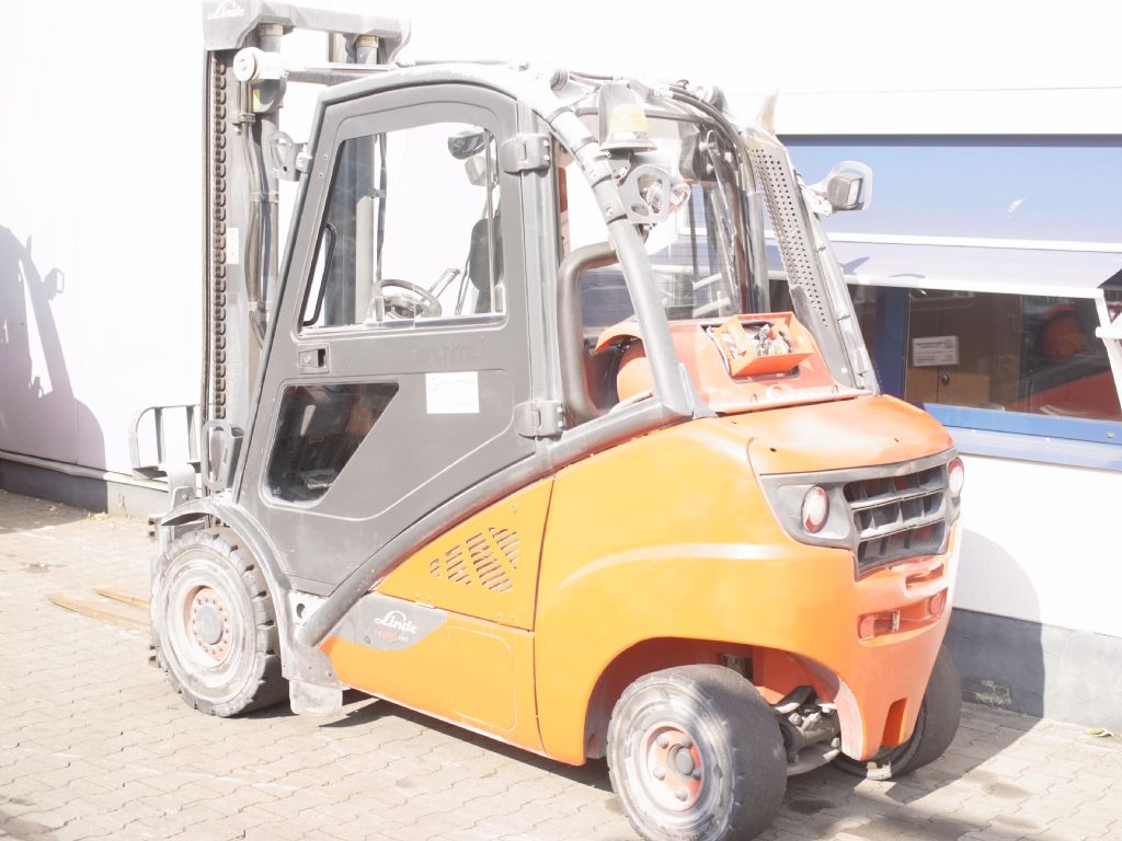 Linde-H 35T-Treibgasstapler-www.gabelstapler-schmidt.de