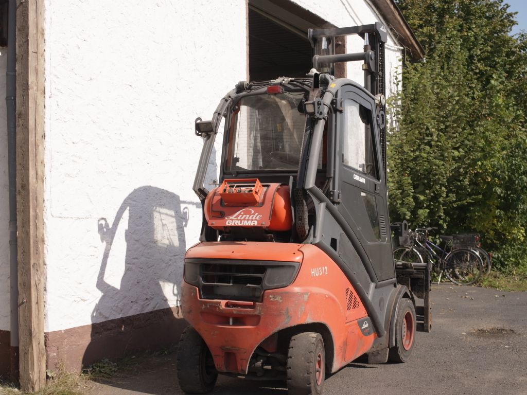 Linde-H 35T -02-Treibgasstapler-www.gabelstapler-schmidt.de