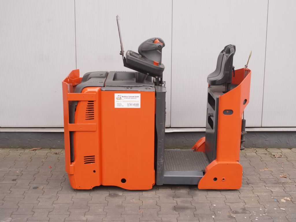 Linde-P30C-Schlepper-www.gabelstapler-schmidt.de