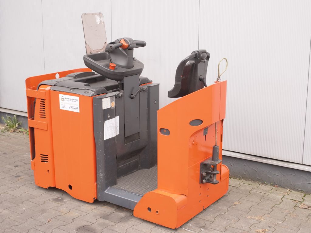 Linde-P30C-Schlepper-www.gabelstapler-schmidt.de