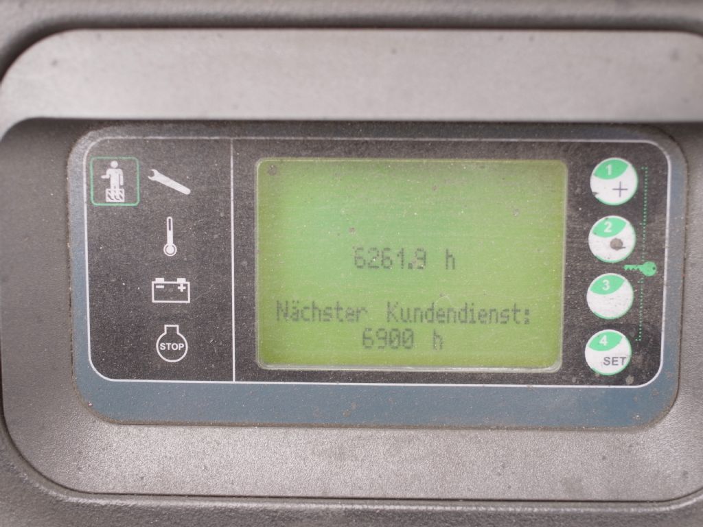 Linde-P30C-Schlepper-www.gabelstapler-schmidt.de
