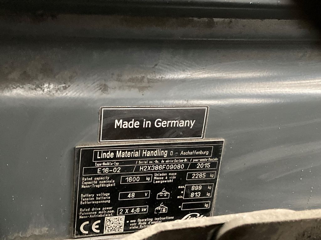 Linde-E16-02-Elektro 3 Rad-Stapler-www.gabelstapler-schmidt.de