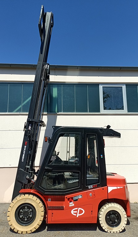 EP EFL553-HV-6 (5,0) Elektro 4 Rad-Stapler www.schmidt-falbe.de EP EFL553-HV-6 (5,0) Elektro 4 Rad-Stapler www.schmidt-falbe.de
