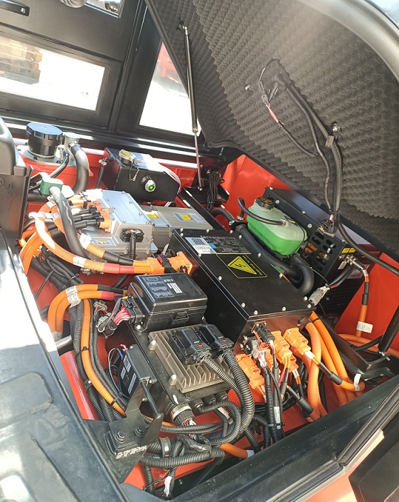 EP EFL553-HV-6 (5,0) Elektro 4 Rad-Stapler www.schmidt-falbe.de EP EFL553-HV-6 (5,0) Elektro 4 Rad-Stapler www.schmidt-falbe.de