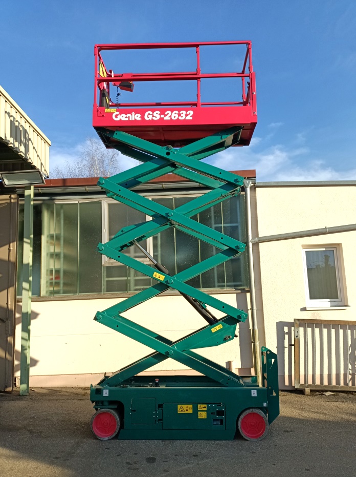 Genie GS2632 Scherenarbeitsb�hne www.schmidt-falbe.de