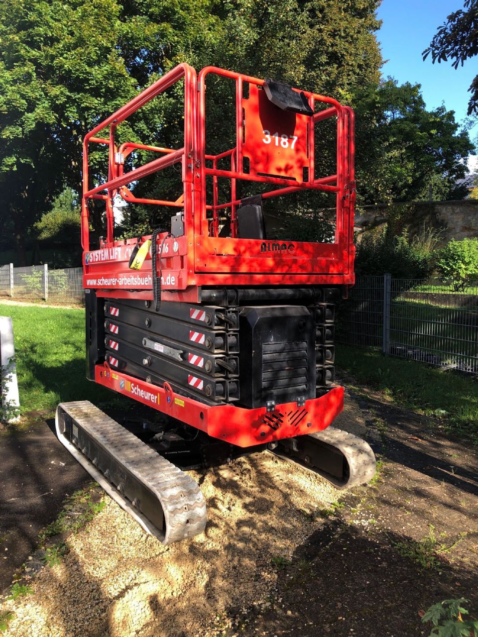 *Sonstige Almac BiBi 1090-BL EVO Raupenarbeitsb�hne www.schmidt-falbe.de