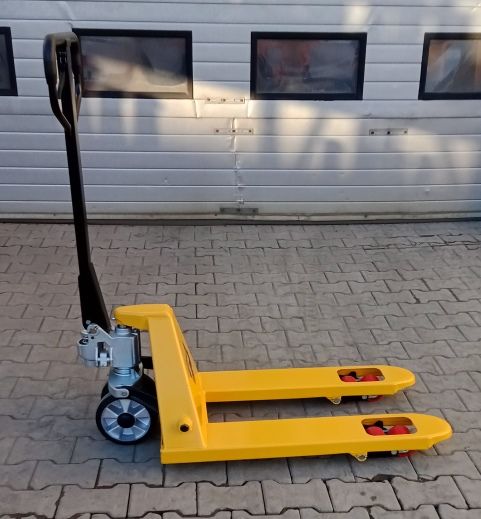 StaplerPlus STP HWM 2,5/800 Handhubwagen www.schmidt-falbe.de StaplerPlus STP HWM 2,5/800 Handhubwagen www.schmidt-falbe.de