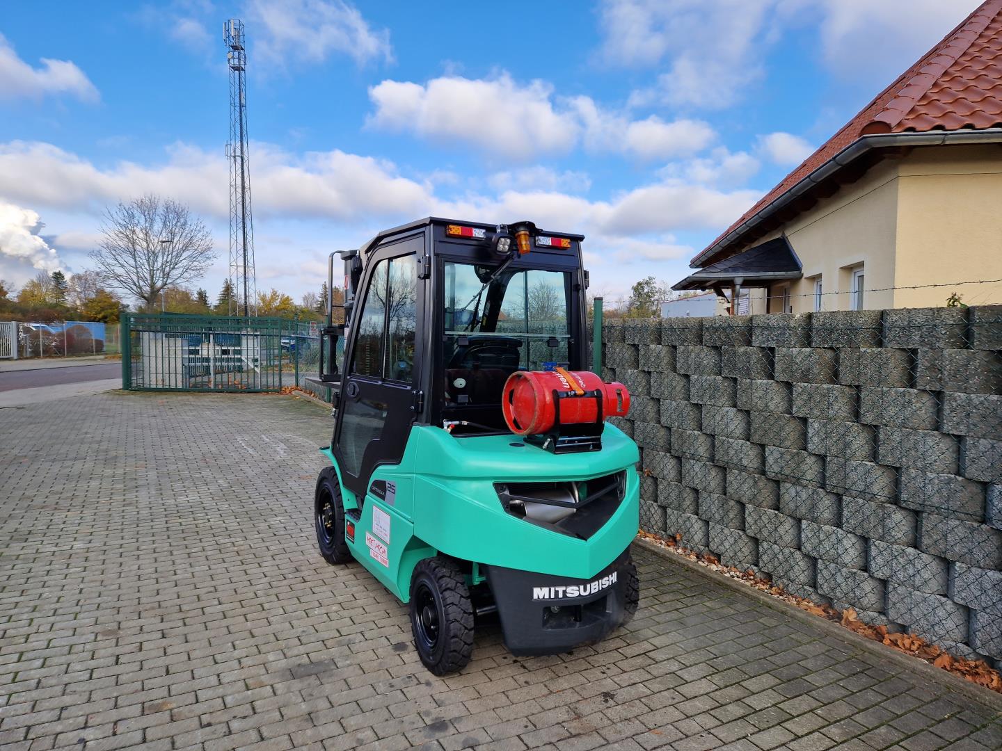 Mitsubishi-FG25N-Treibgasstapler-www.schuetze-gabelstapler.de
