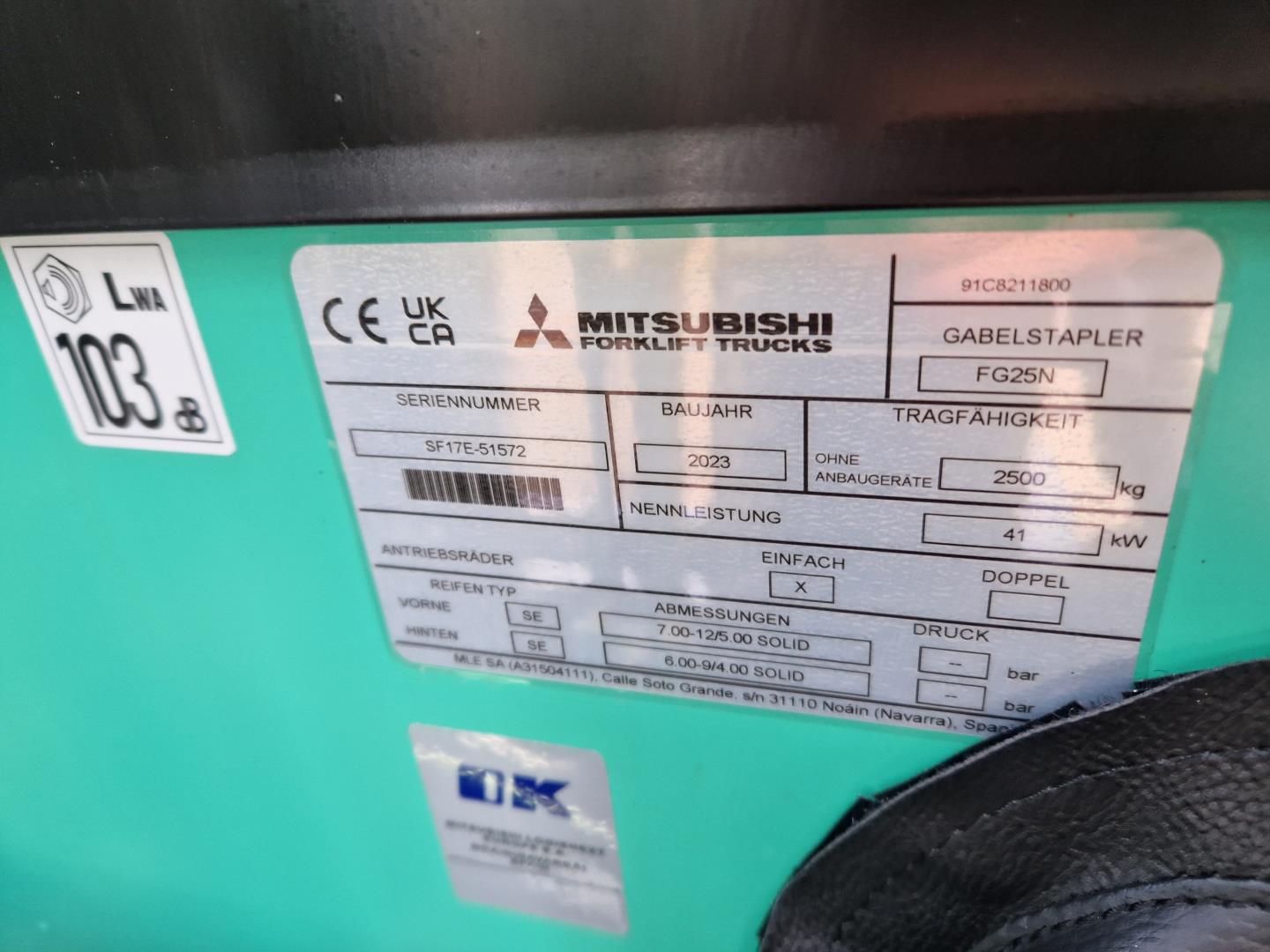 Mitsubishi-FG25N-Treibgasstapler-www.schuetze-gabelstapler.de