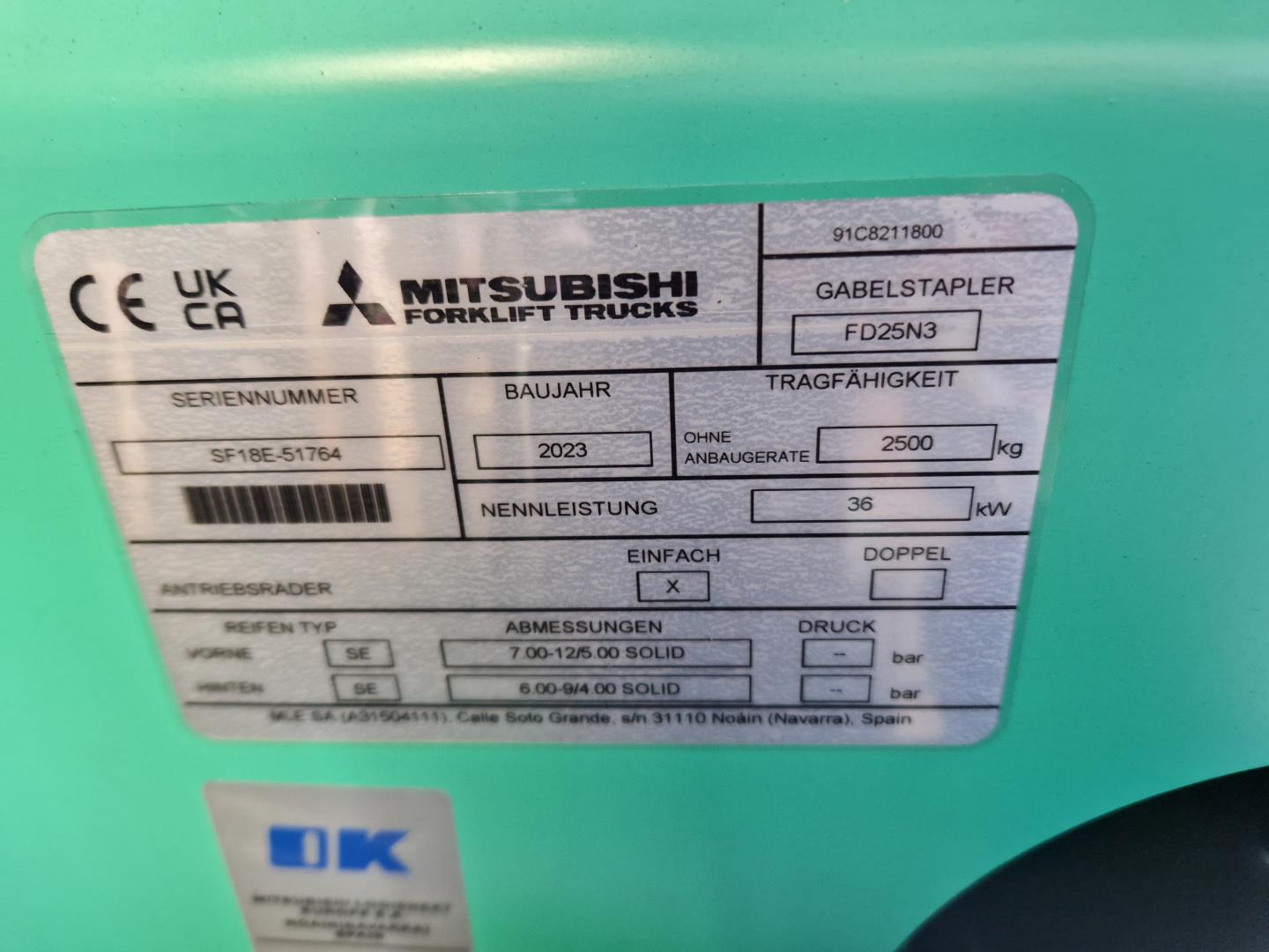 Mitsubishi-FD25N3-Dieselstapler-www.schuetze-gabelstapler.de