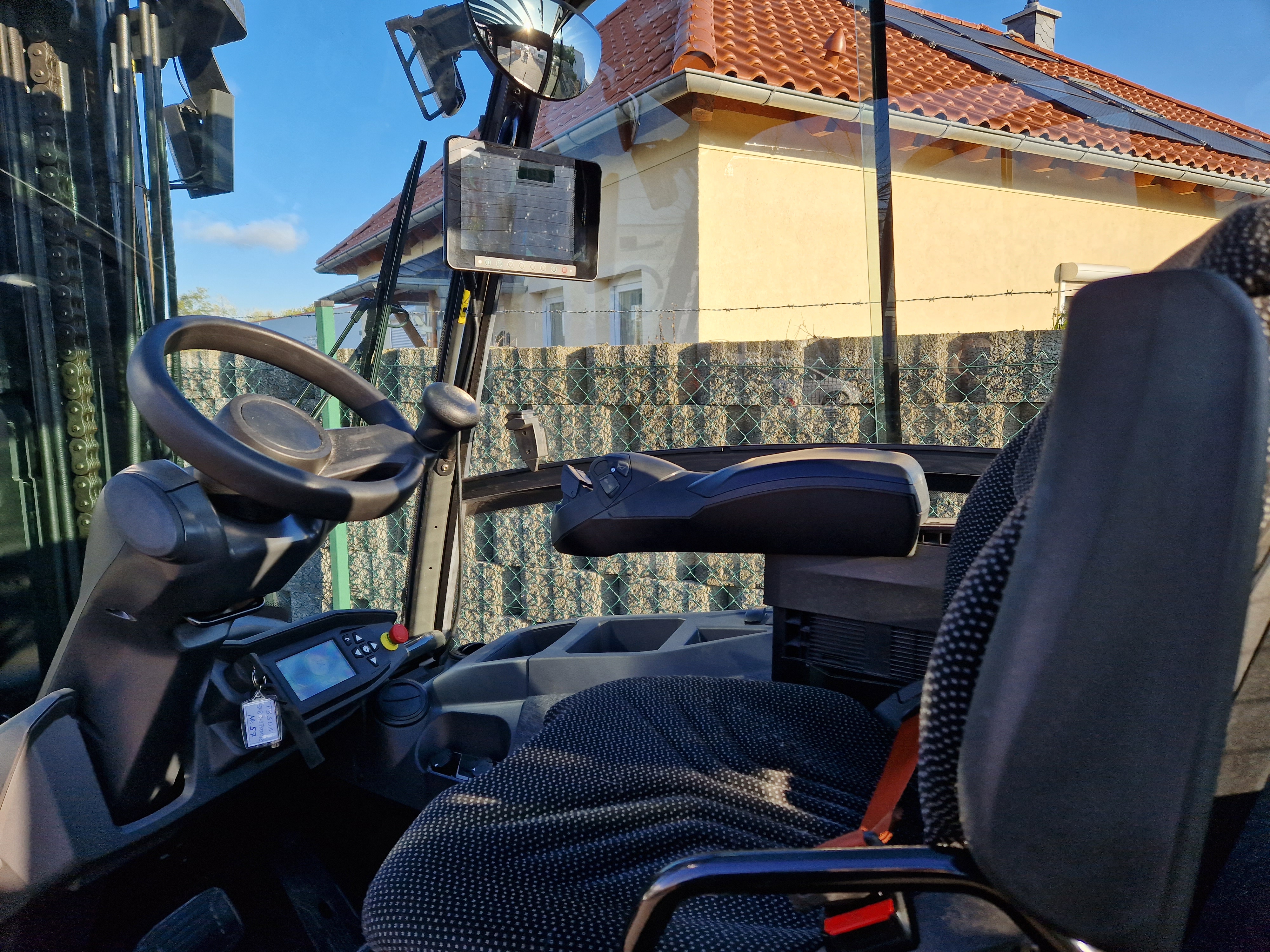 Mitsubishi-FB50N-Elektro 4 Rad-Stapler-www.schuetze-gabelstapler.de