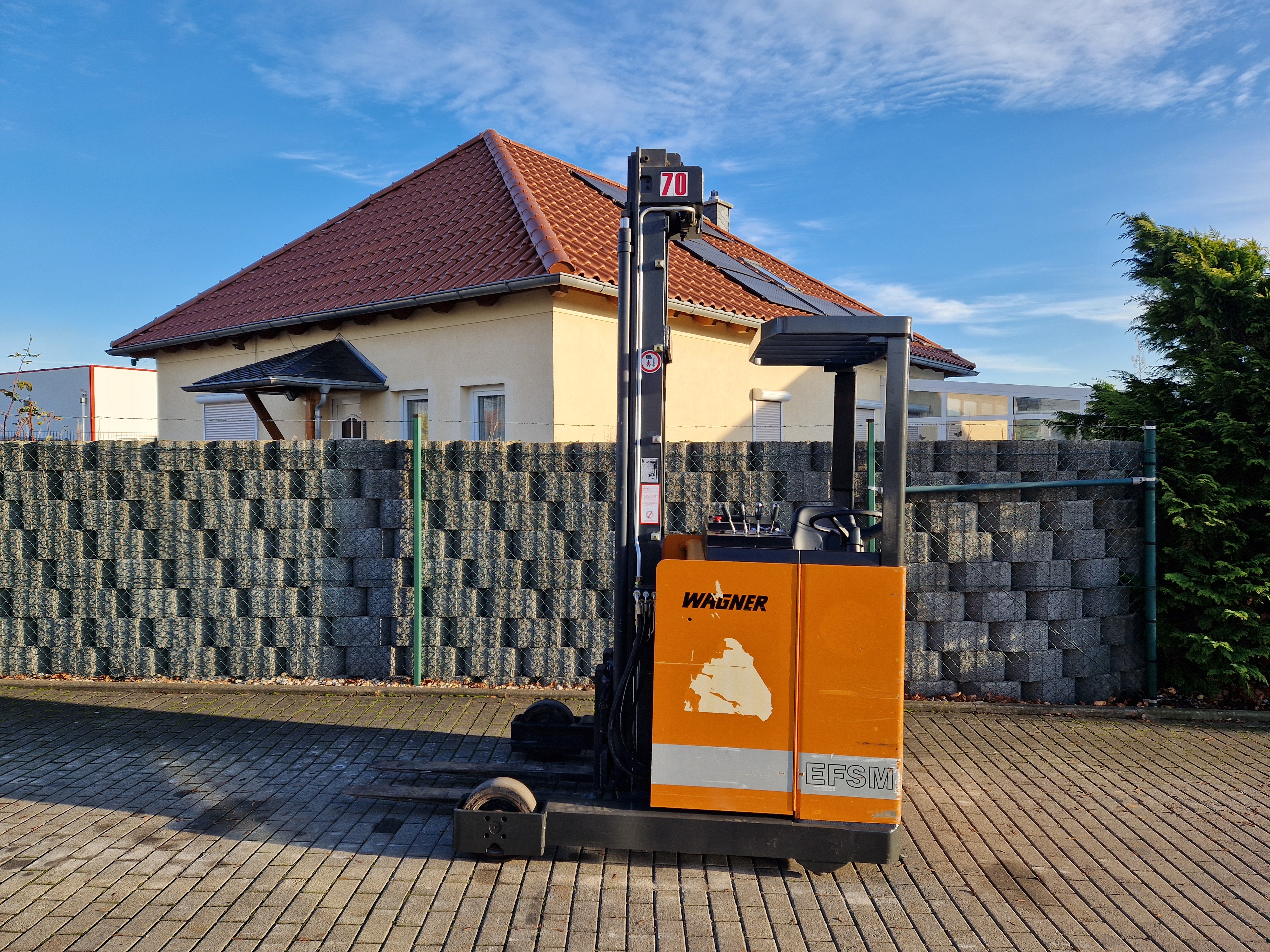 Wagner-EFSM140-Schubmaststapler-www.schuetze-gabelstapler.de