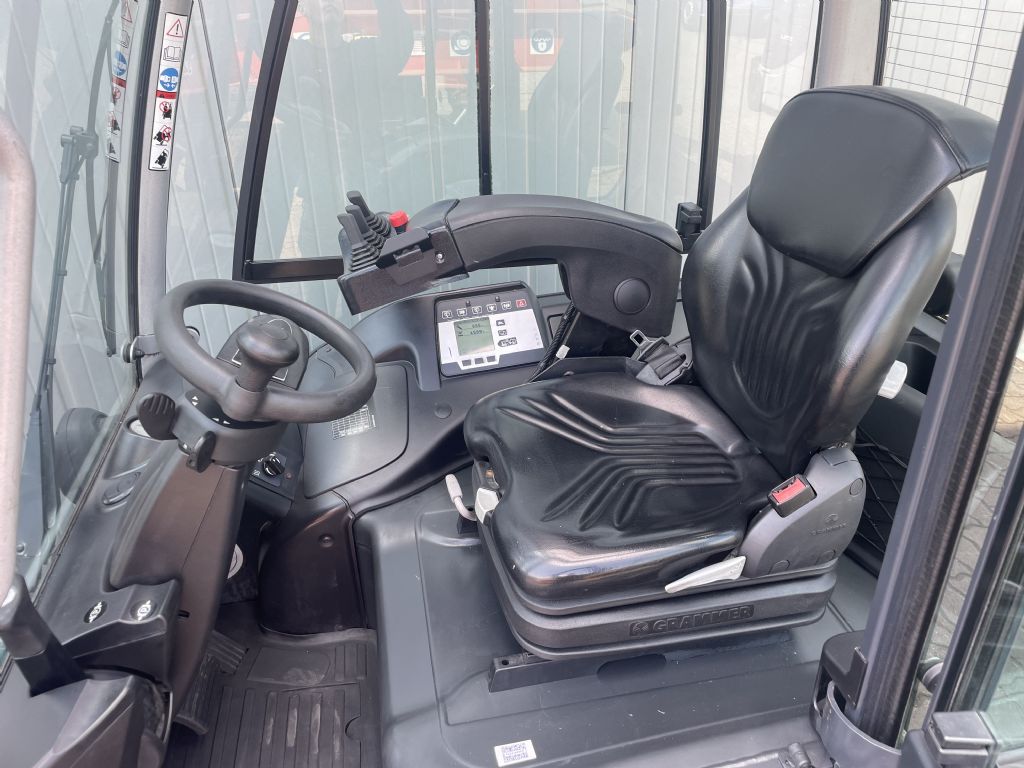 Still RX60-45 - AKKU 88% Elektro 4 Rad-Stapler www.schumacher-gabelstapler.de Still RX60-45 - AKKU 88% Elektro 4 Rad-Stapler www.schumacher-gabelstapler.de