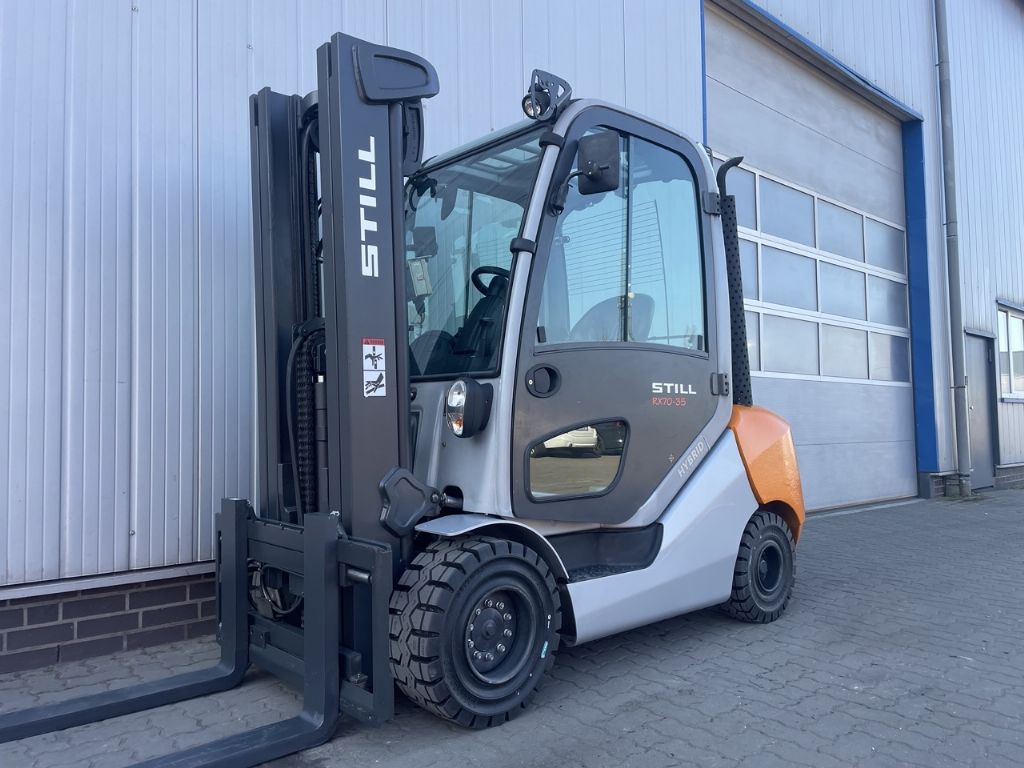 Still RX70-35 - NUR 2498h Dieselstapler www.schumacher-gabelstapler.de