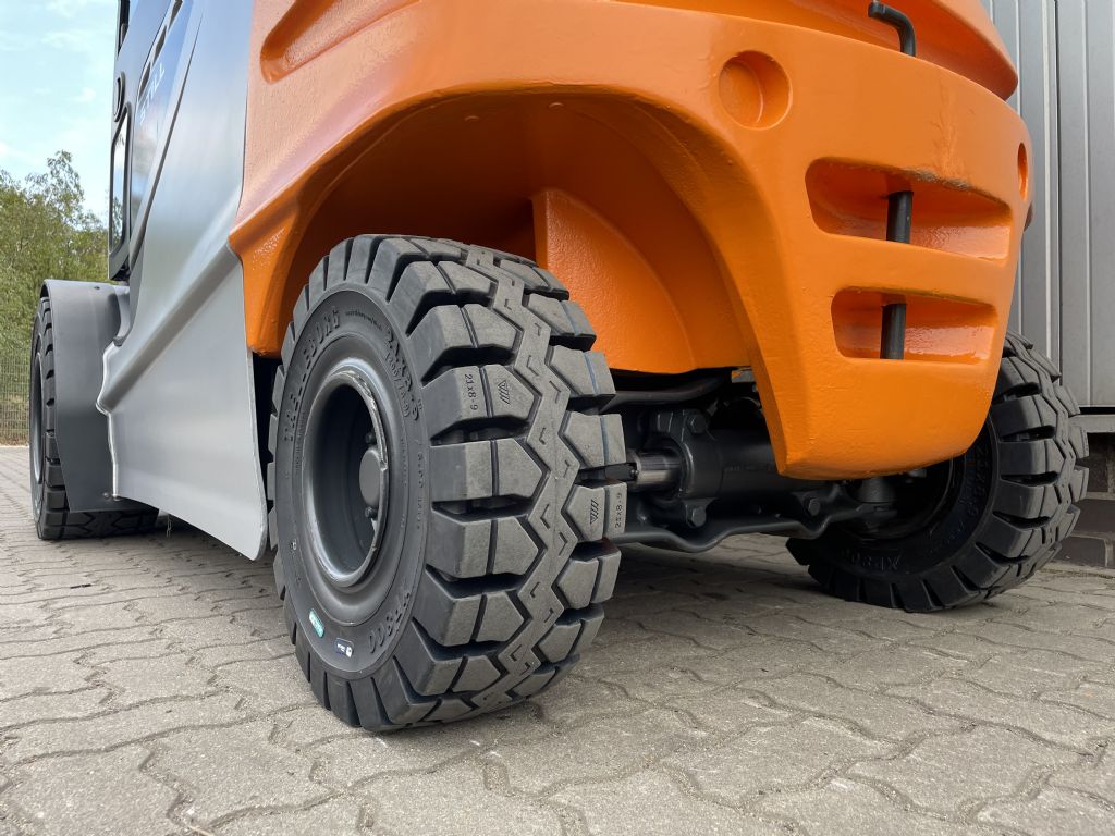 Still RX60-40/600 Elektro 4 Rad-Stapler www.schumacher-gabelstapler.de Still RX60-40/600 Elektro 4 Rad-Stapler www.schumacher-gabelstapler.de