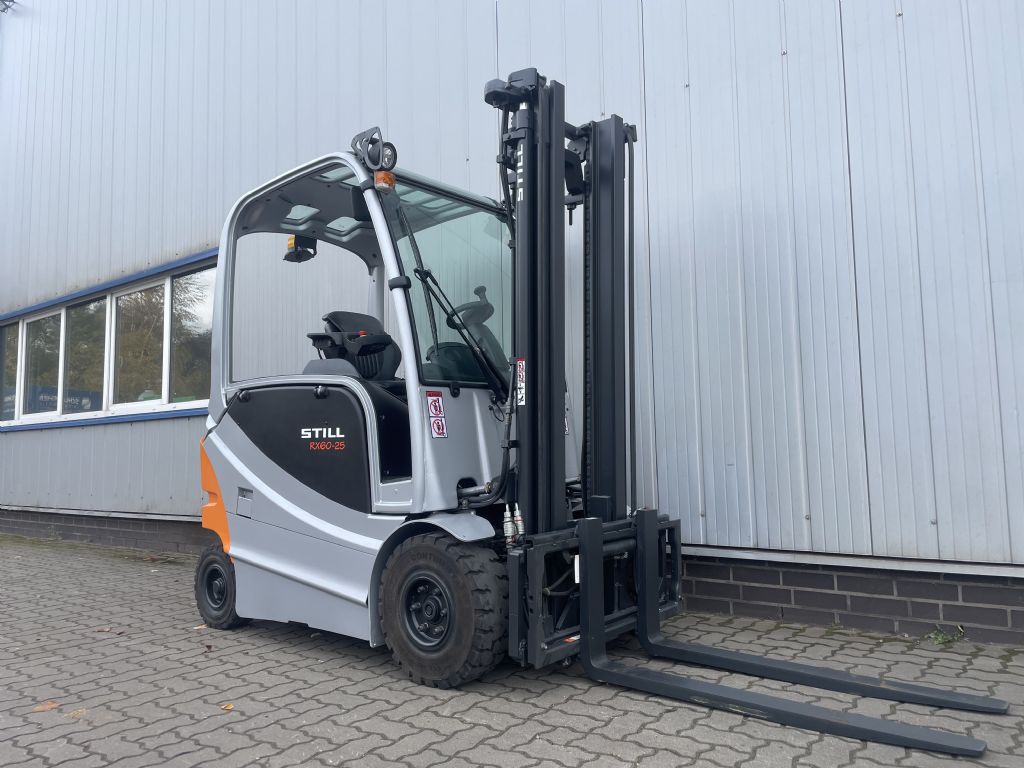 Still RX60-25 | 3653 Bst. | Batterie 88% Elektro 4 Rad-Stapler www.schumacher-gabelstapler.de Still RX60-25 | 3653 Bst. | Batterie 88% Elektro 4 Rad-Stapler www.schumacher-gabelstapler.de