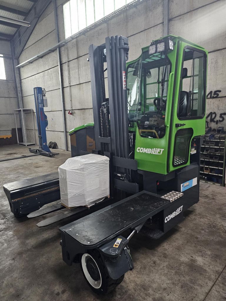 Combilift C4000ET Vierwege Seitenstapler gabelstapler-nord.de