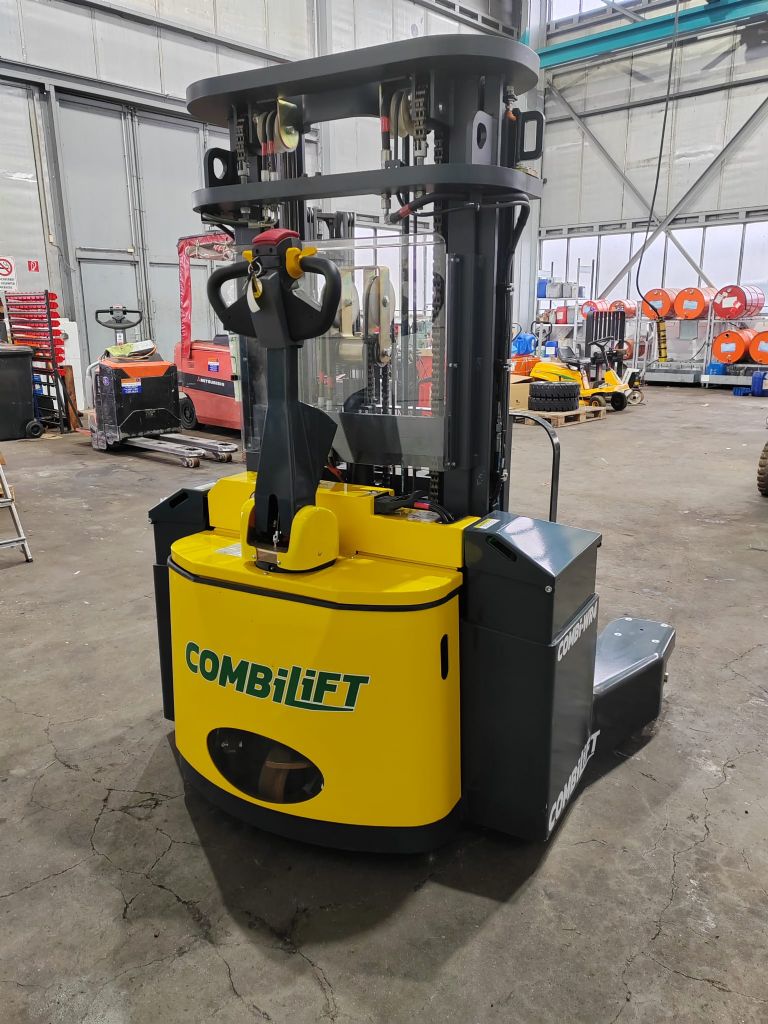 Combilift WR4 Elektro Seitenstapler gabelstapler-nord.de