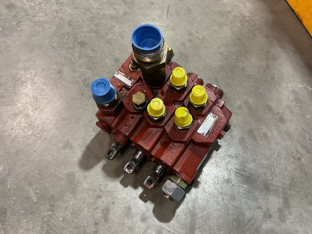 Linde 1525503475 / 0528113011 / 0009442891 / 0009442868 / 0009448868 Hydraulik www.sfpartspro.com