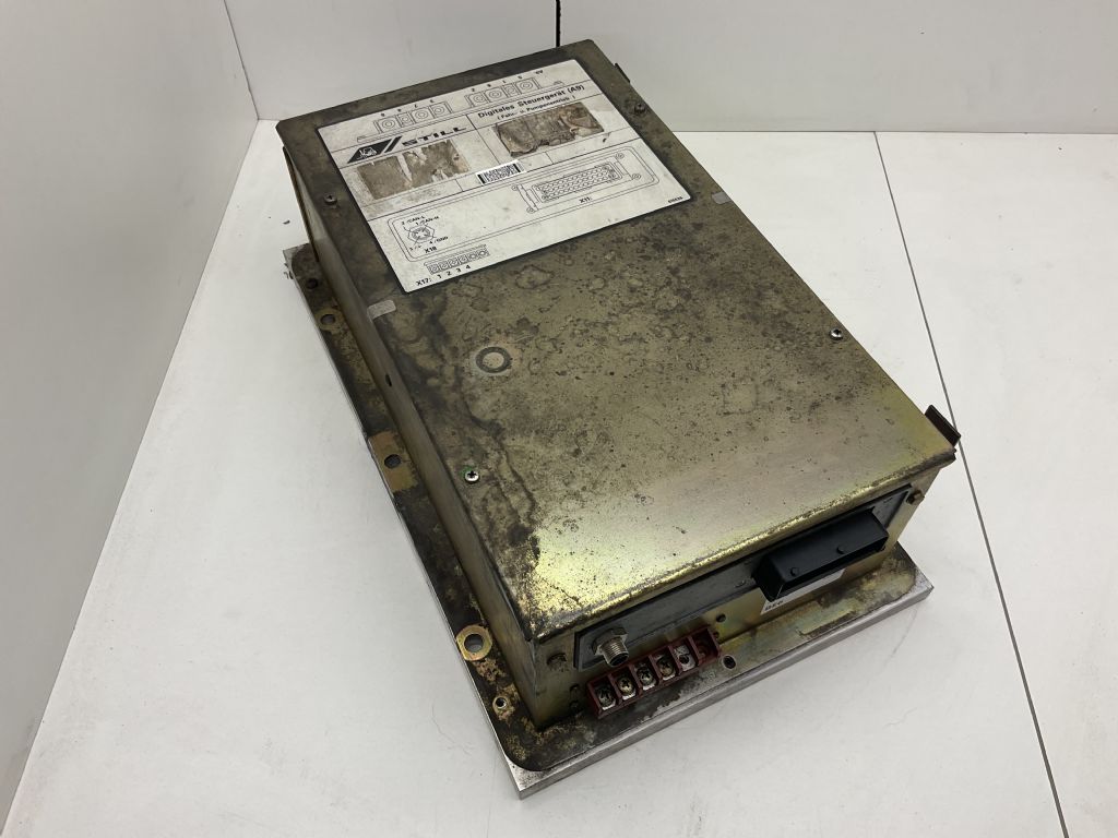 Still 635380 / 160039 A9 / 0635380 / 0999933 / 0160039 Electrical controls and components www.sfpartspro.com