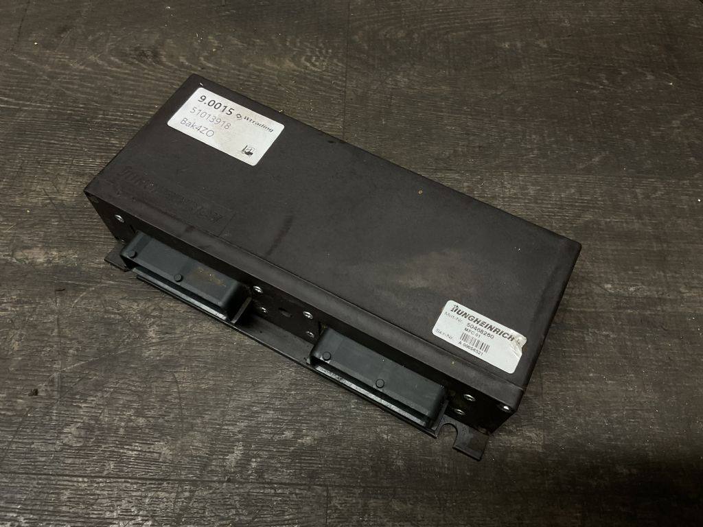 Jungheinrich MFC01 hydro 51013918 / 50468260 / 00056521 Elektrische Steuerungen und Komponenten www.sfpartspro.com
