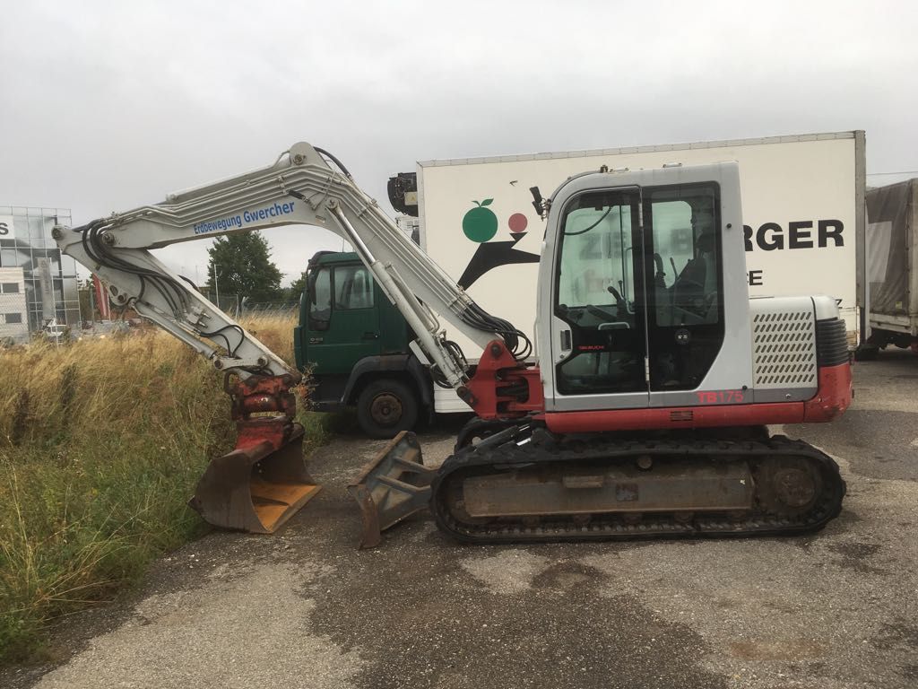 Takeuchi TB 175 Minibagger www.sks-stapler.at