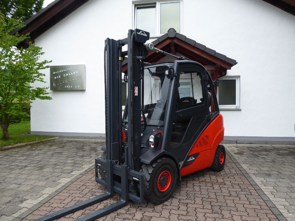 Linde H25D - 02/600 Dieselstapler www.sks-stapler.at