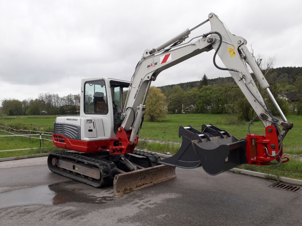 Takeuchi TB 250 Minibagger www.sks-stapler.at