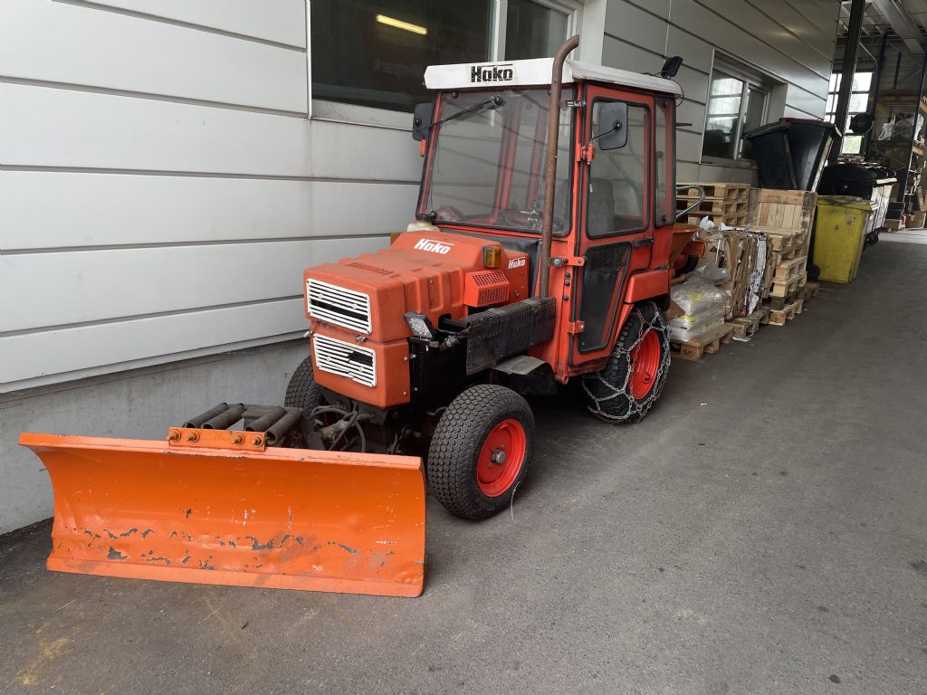Hako Hakotrak 3800D Landmaschinen www.sks-stapler.at