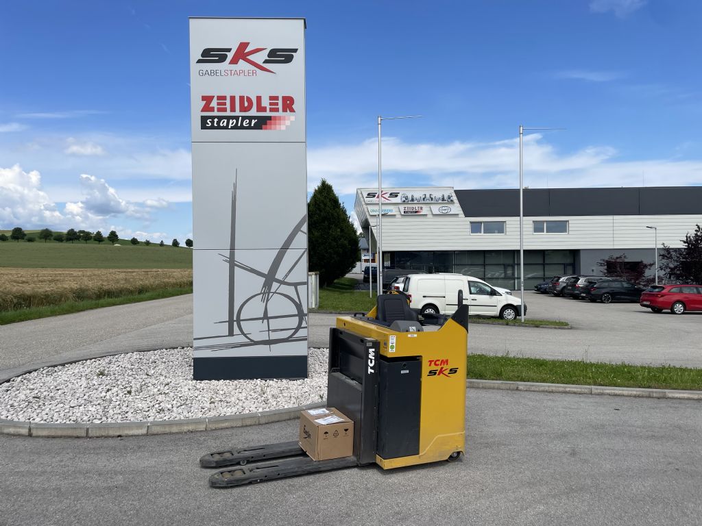 TCM 2RS/LL200SN Quersitzhubwagen www.sks-stapler.at