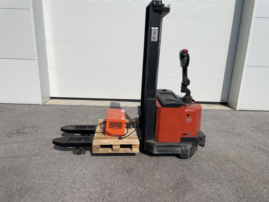 BT SWE120L Deichselstapler www.sks-stapler.at