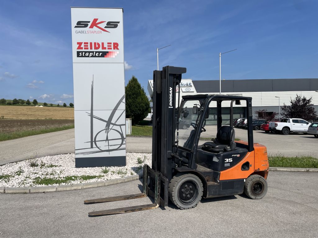 Doosan D35C-5 Dieselstapler www.sks-stapler.at
