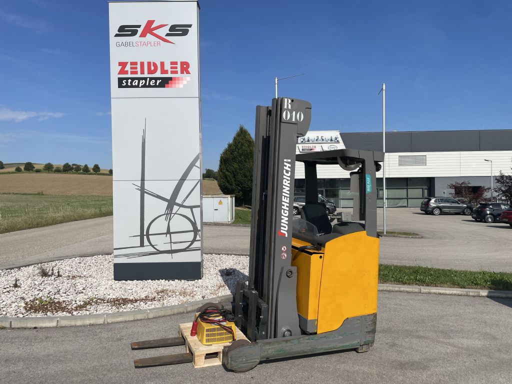 Jungheinrich ETV216 Schubmaststapler www.zeidlerstapler.at