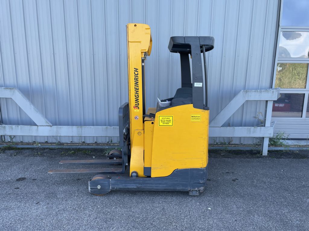 Jungheinrich ETV214 Schubmaststapler www.zeidlerstapler.at