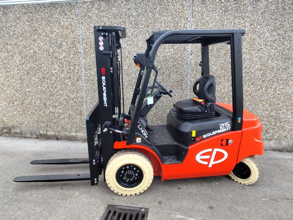 EP EFL253 NEUMASCHINE Elektro 4 Rad-Stapler www.sks-stapler.at