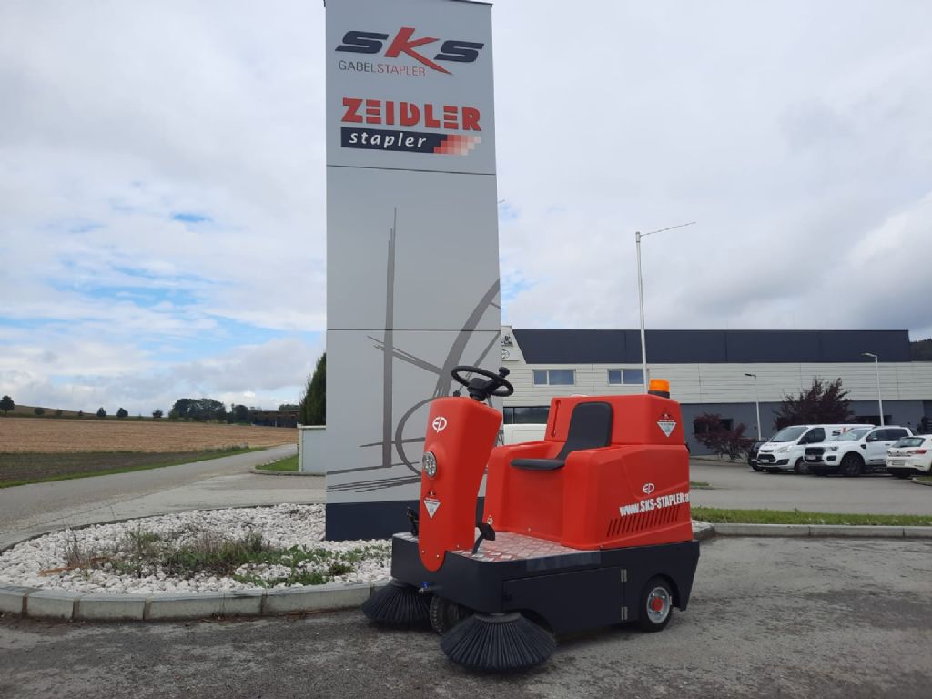 EP ZL-J1100 Vohrfhrmaschine Kehrmaschinen www.sks-stapler.at