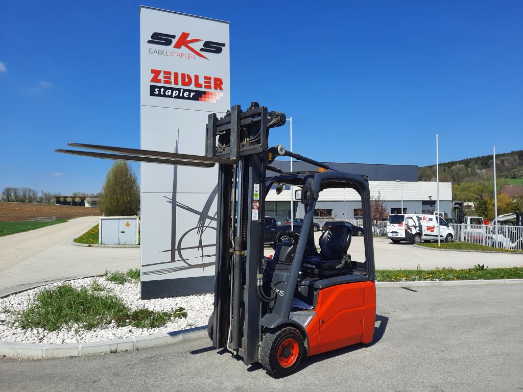 Linde E15-01 Elektro 3 Rad-Stapler www.sks-stapler.at