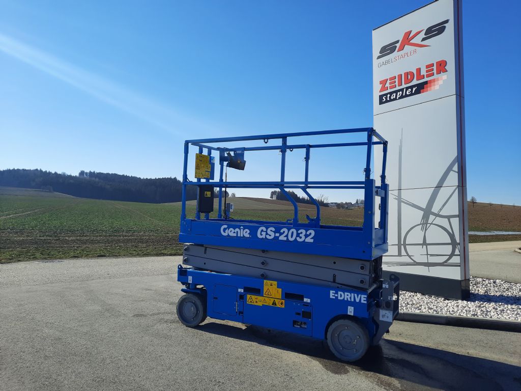 Genie GS-2032 E-Drive Scherenarbeitsbhne www.sks-stapler.at