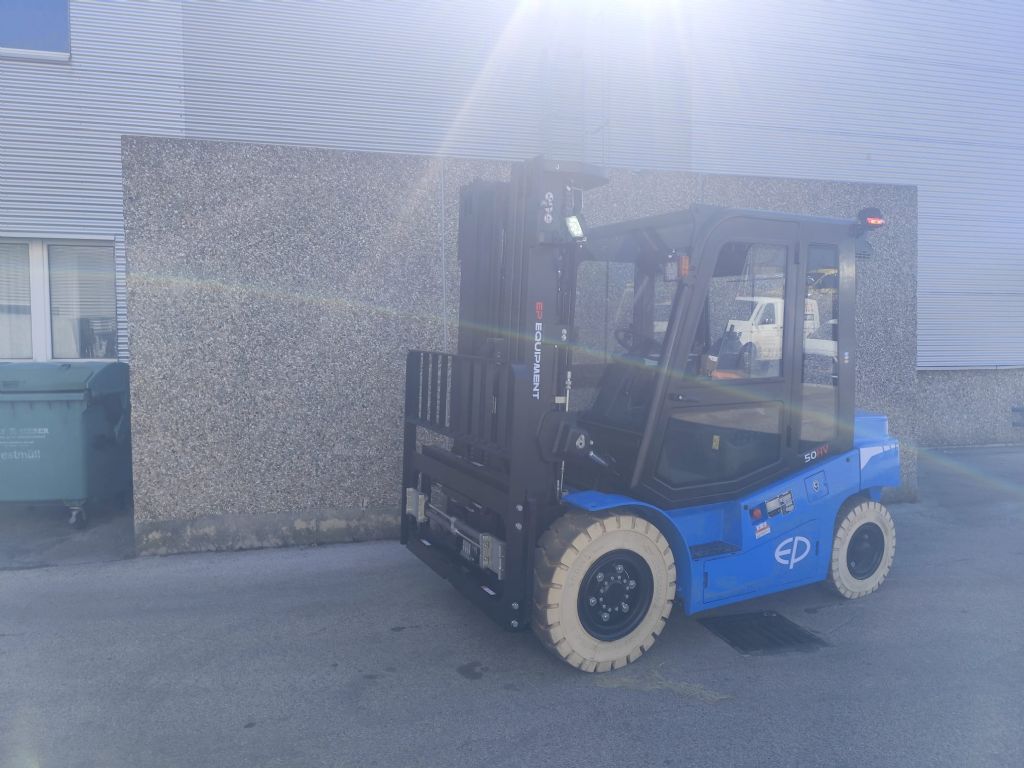 EP-EFL503-HV-6 NEUMASCHINE-Elektro 4 Rad-Stapler-http://www.k-trucks.de